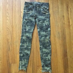 Girls camo stretch jeans